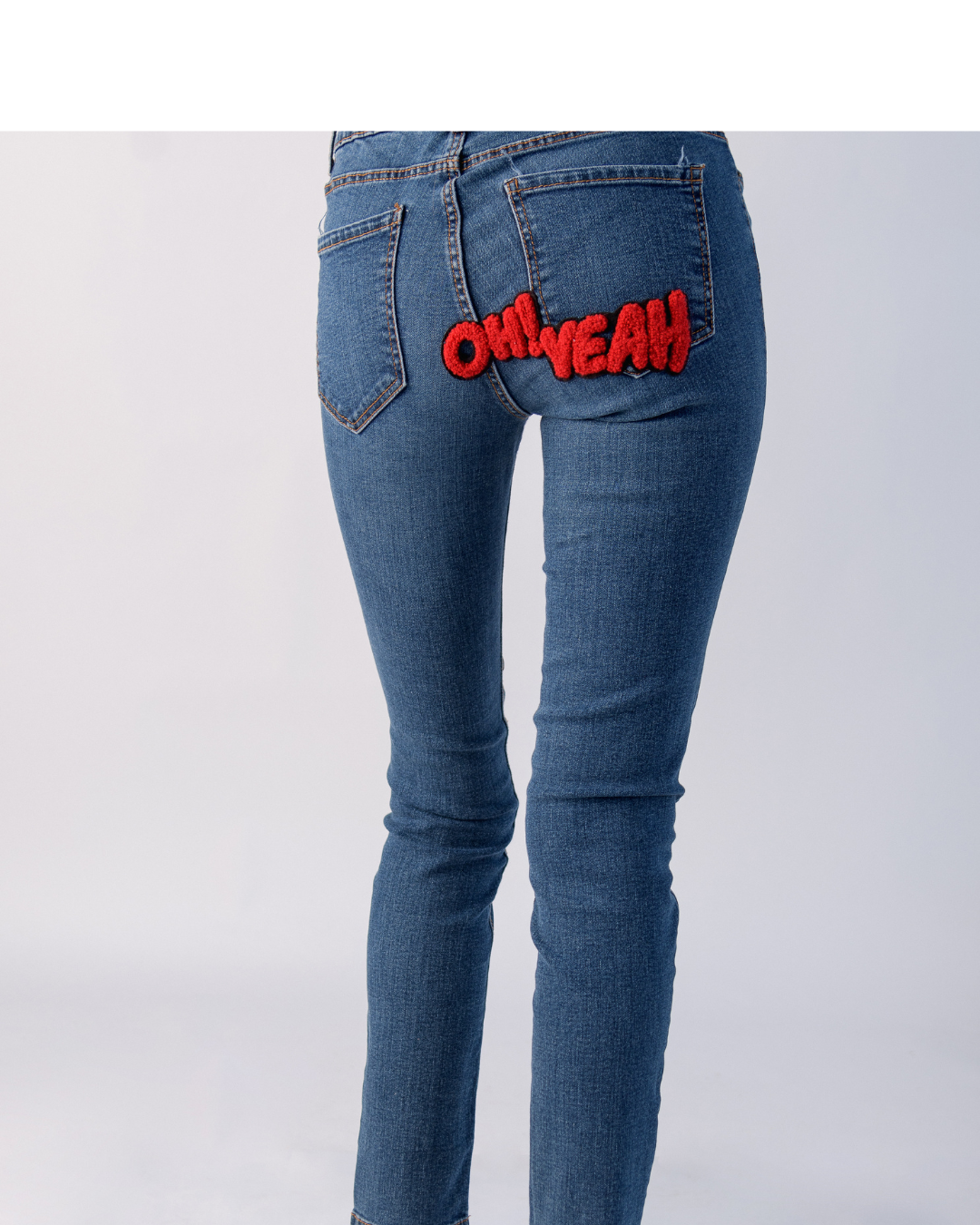 Comic jeans