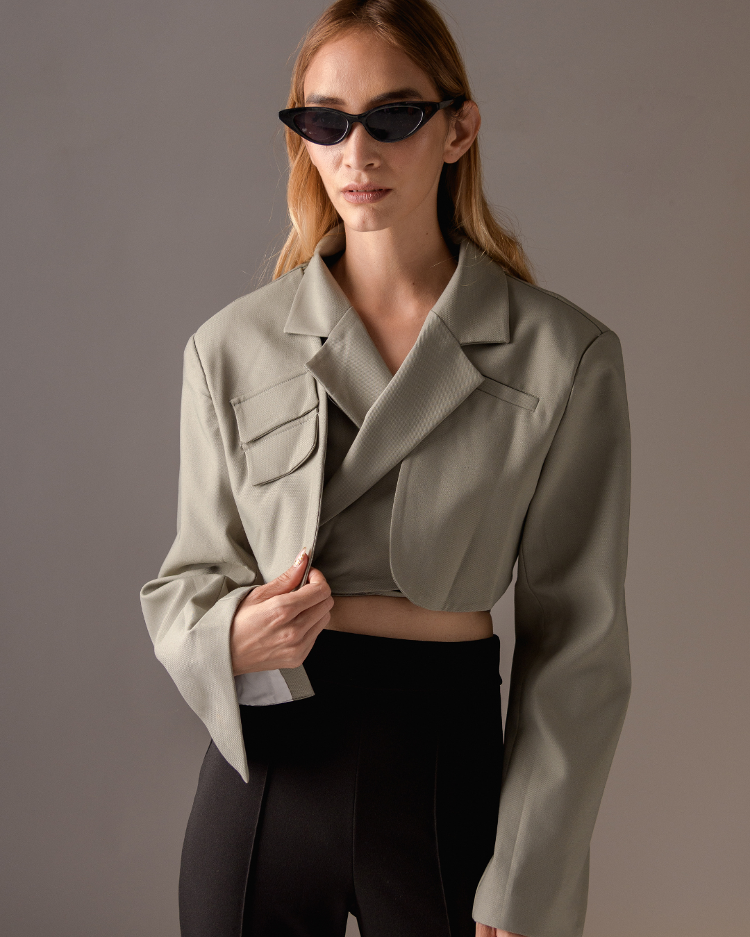 Gray cropped blazer