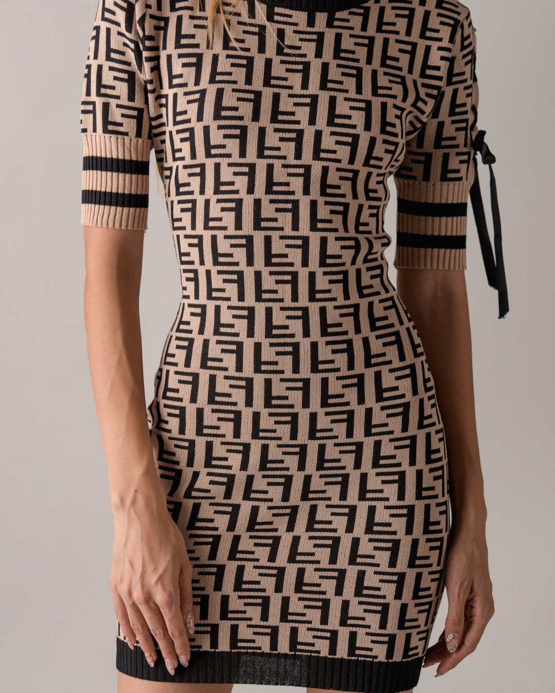 F slim dress