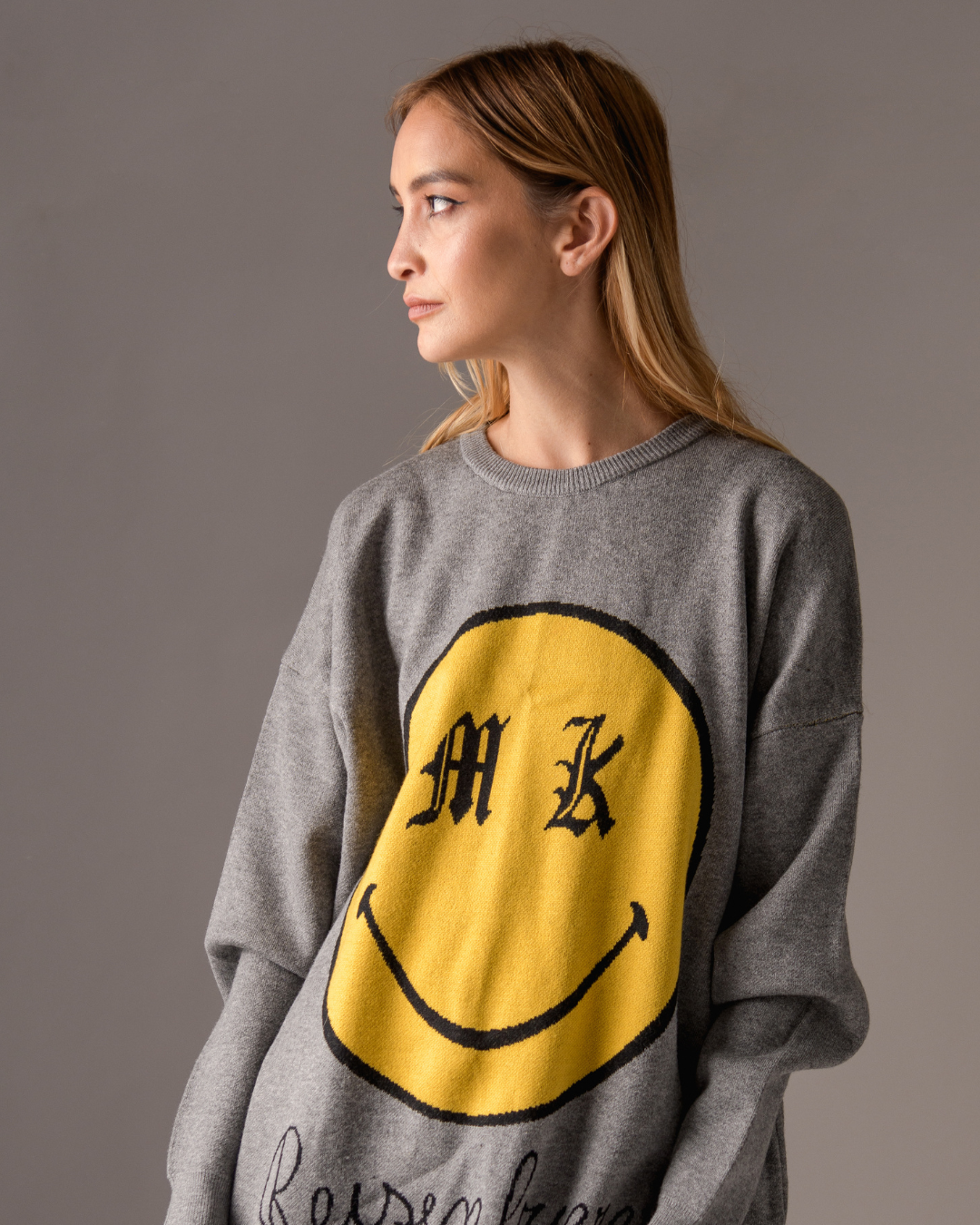 Smile gray sweater