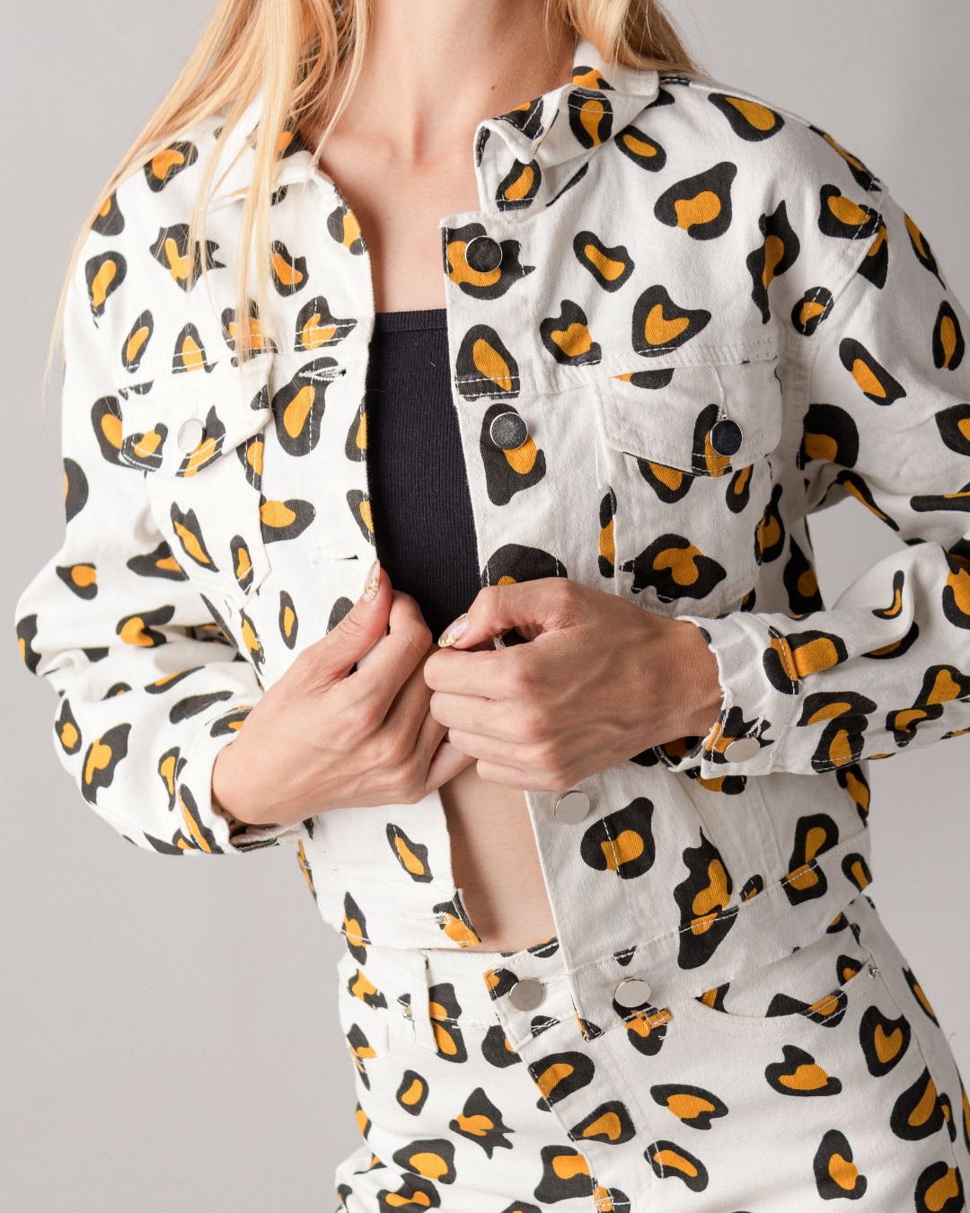 White animal print set