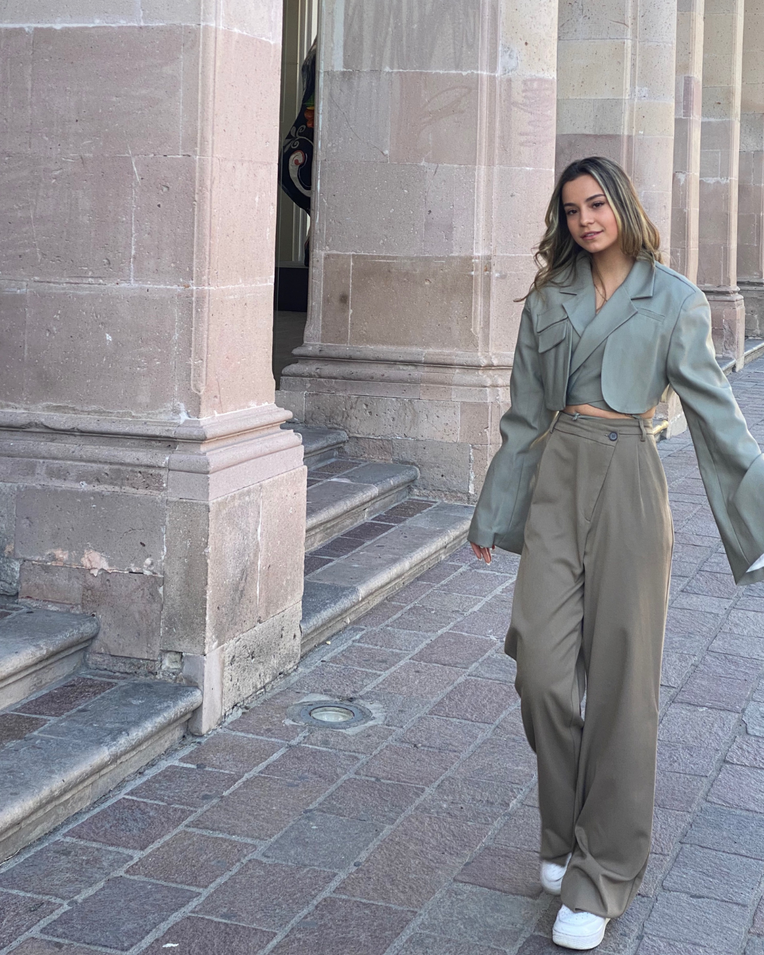 Gray cropped blazer