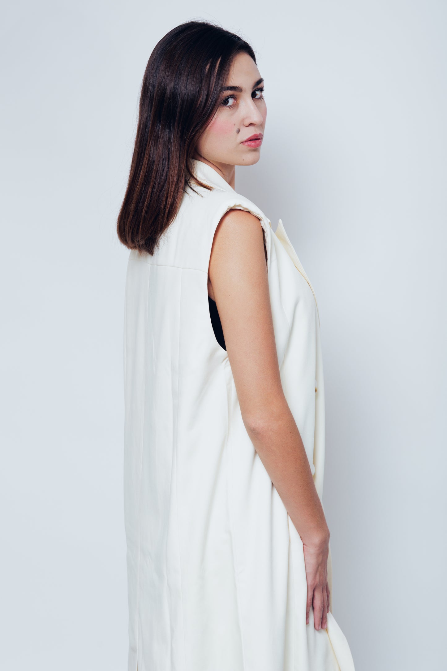 Sleveeless longline blazer